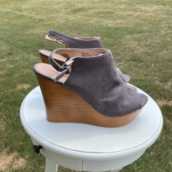 Nine West platform wedges. - Picture 2 of 7